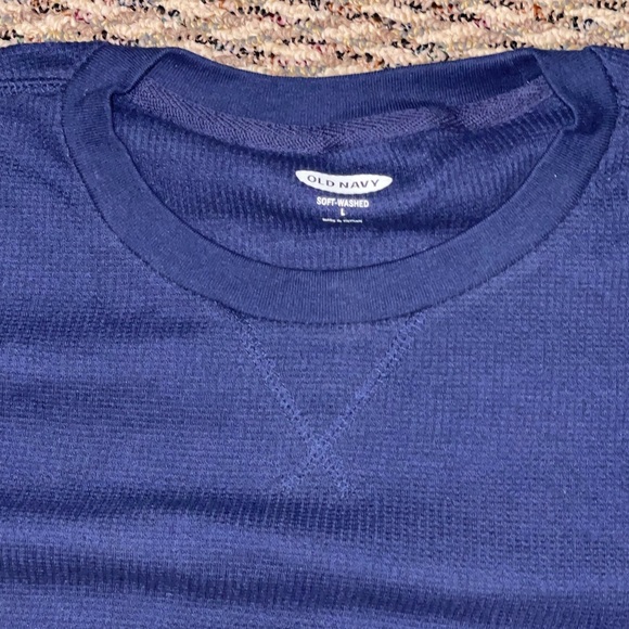 Old navy blue thermal long sleeve - Picture 4 of 5
